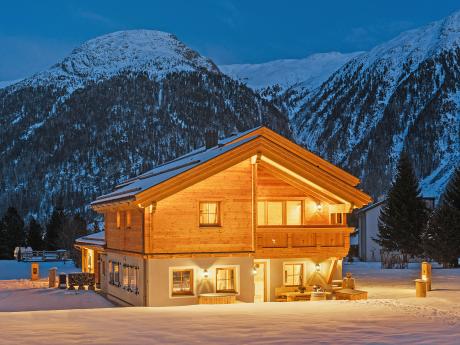 Chalet Engadin White Diamond